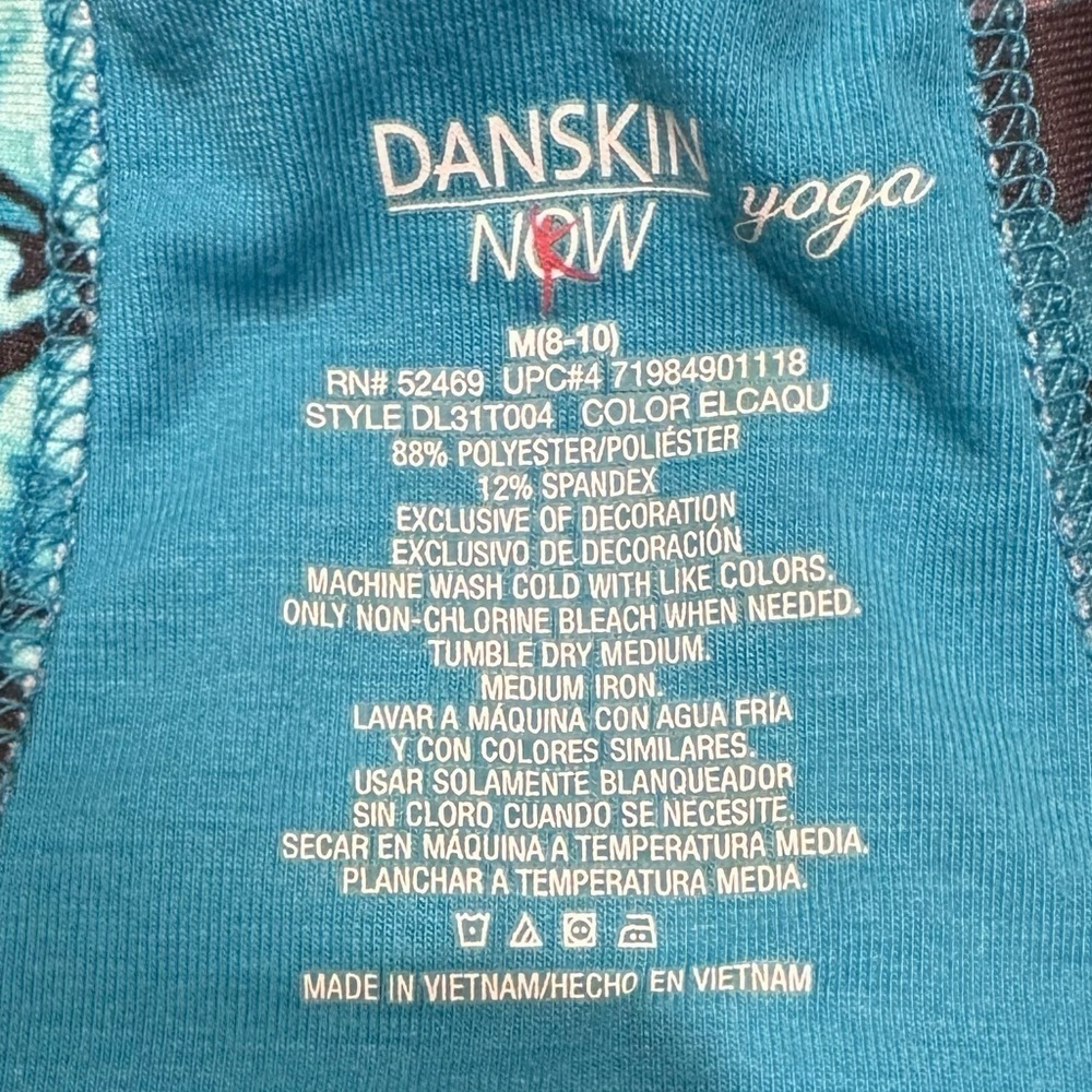 Danskin Now Yoga Racerback Tank Shelf Bra Size Medium - Picture 4 of 8
